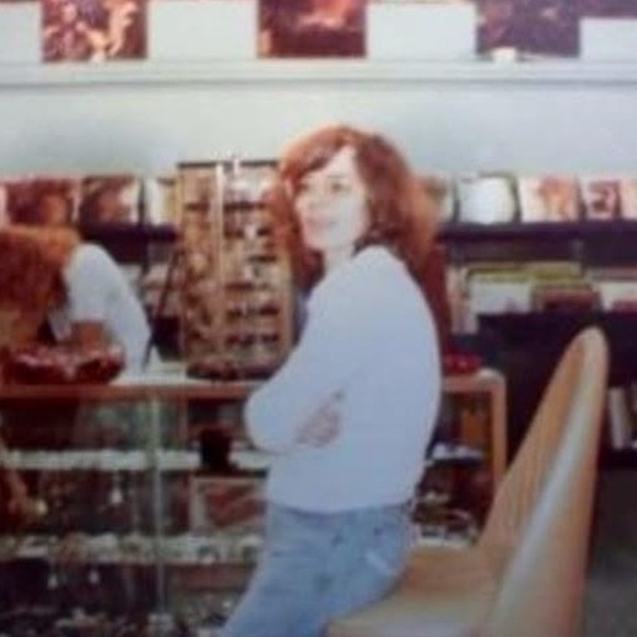 Truly Vintage Coral & Sterling Silver Ring – Size 7 – G33 - Picture 6 of 9